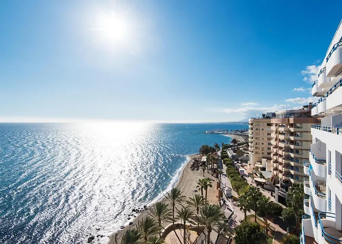 Rentandhomes Beachfront Center 公寓 *